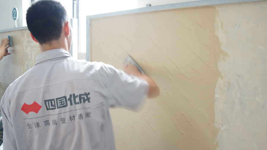 硅藻泥技师制作粗狂自然造型 硅藻泥技师制作粗狂自然造型