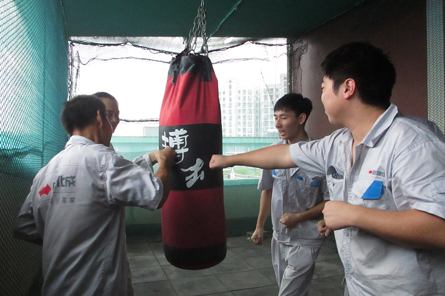 硅藻泥学员课后娱乐